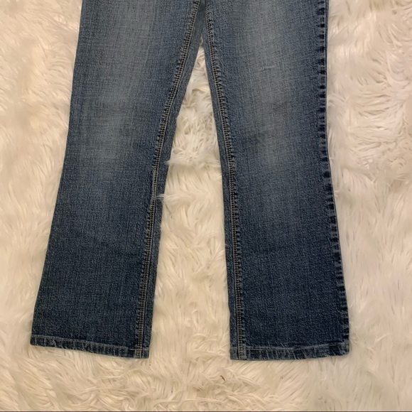 G by Guess Naomi Low Bootcut Jean Medium Wash - Picture 3 of 9